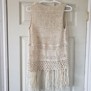 Crochet vest with frills